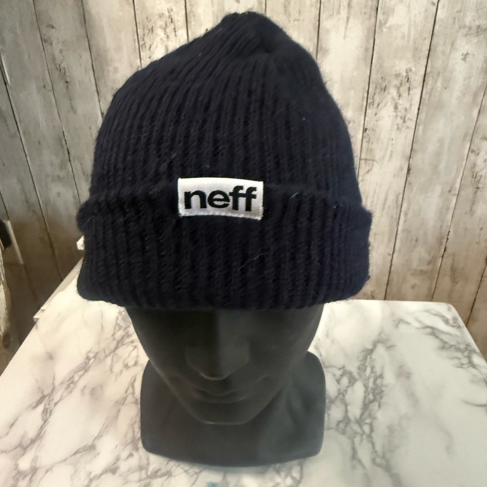 Neff Unisex Black Ribbed Beanie Hat One Size Foldable Lightweight